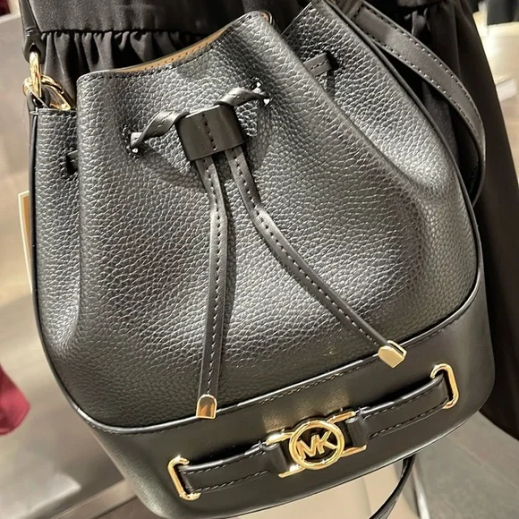 MICHAEL KORS 
Reed Medium Pebbled Leather Bucket Bag Satchel Crossbody Handbag - Picture 4 of 16